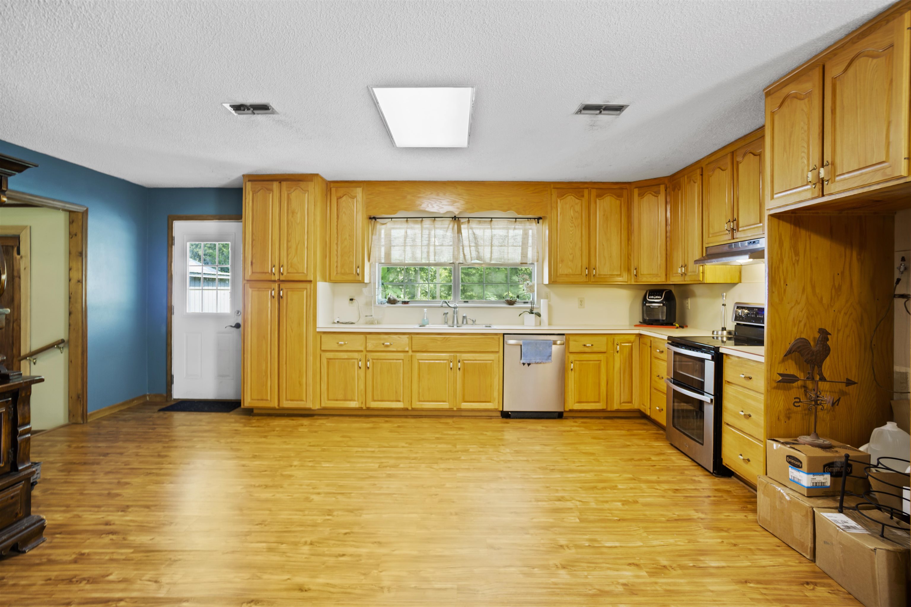 8372 Northwest River Road Bristol, FL 32321 - Photo 31 of 35