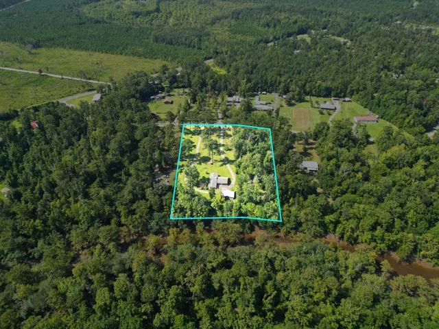 $295,000 | 8372 Northwest River Road, Bristol, FL 32321