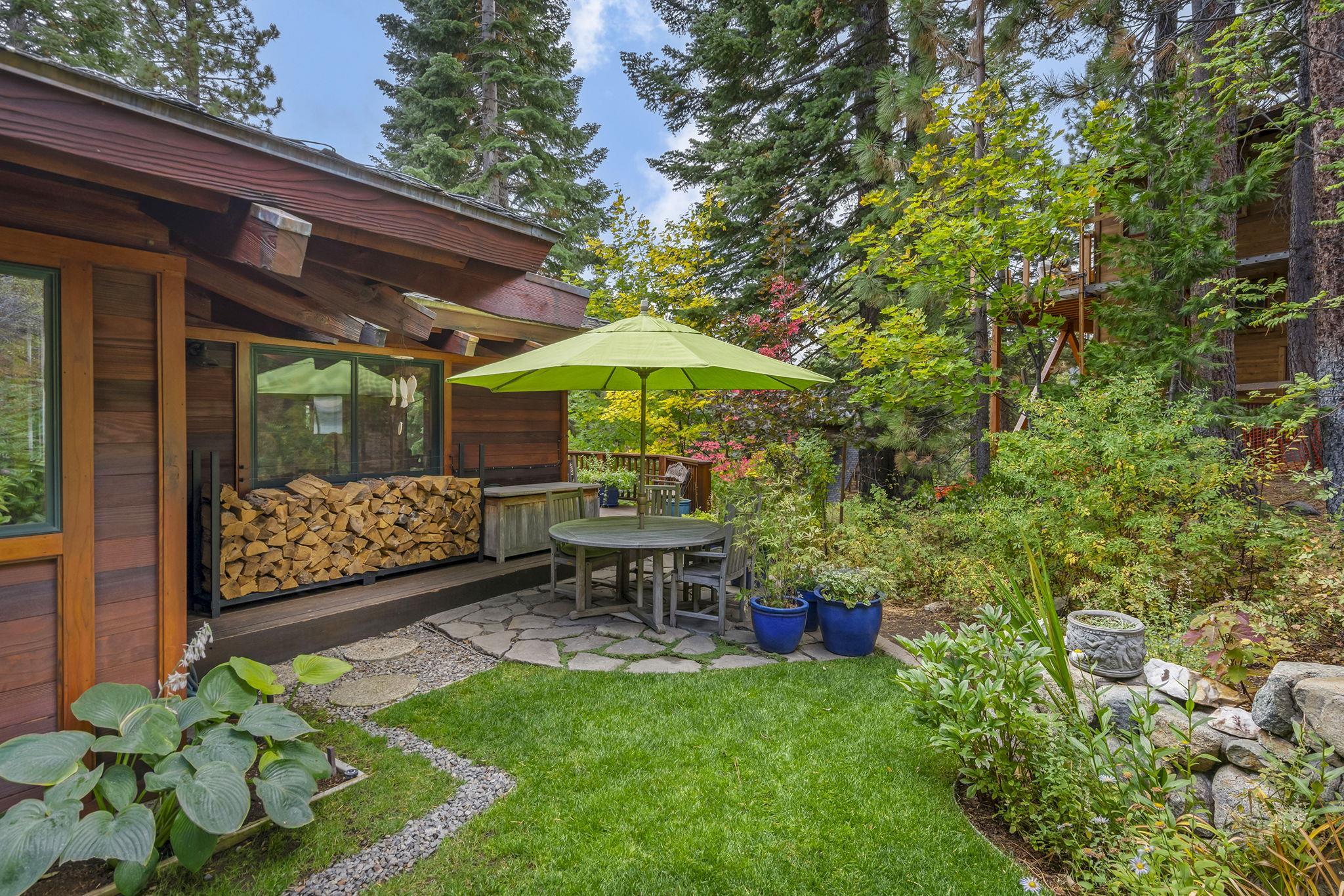 920 SnowShoe Road Tahoe City, CA 96145 - Photo 6 of 27