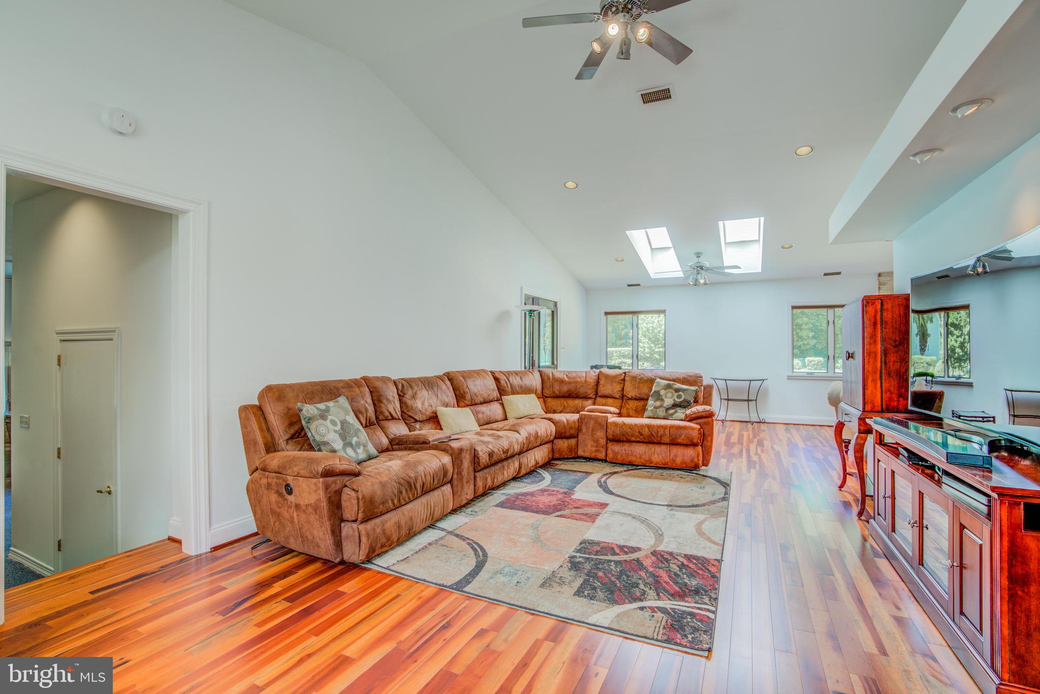 210 Brookfield Road Pasadena, MD 21122 - Photo 30 of 58