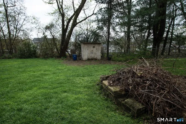 $239,900 | 20 A Seymour Street, Windsor, CT 06095