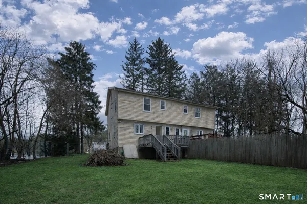 $239,900 | 20 A Seymour Street, Windsor, CT 06095