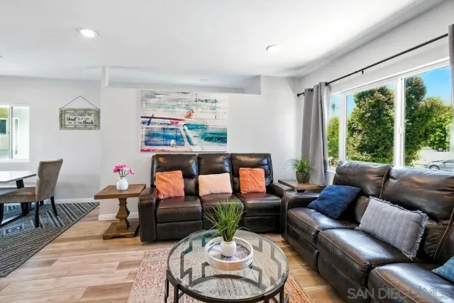 $1,595,000 | 520 Grant Street, Oceanside, CA 92054