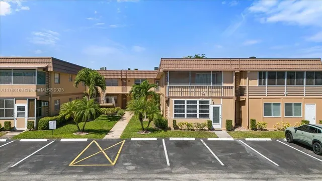 $168,000 | 590 Brittany M, Unit 590, Delray Beach, FL 33446