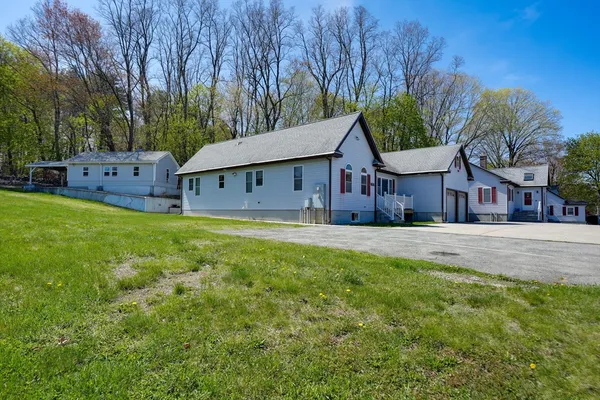 $1,750,000 | 1 Glendale Road, Hudson, MA 01749