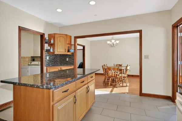 $1,750,000 | 1 Glendale Road, Hudson, MA 01749