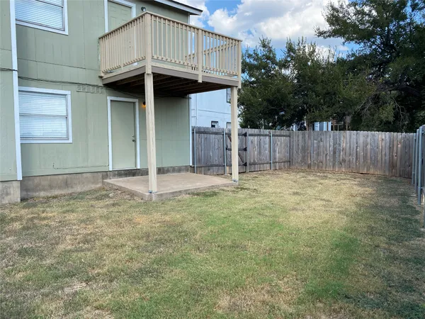$1,050 | 2305 Cedrick Cove, Unit A, Austin, TX 78748
