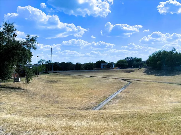 $1,050 | 2305 Cedrick Cove, Unit A, Austin, TX 78748