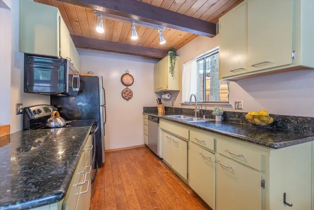 $765,000 | 13552 Davos Drive, Truckee, CA 96161