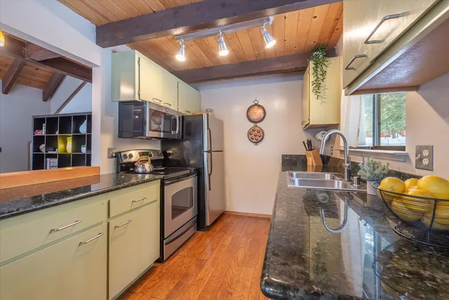 $765,000 | 13552 Davos Drive, Truckee, CA 96161