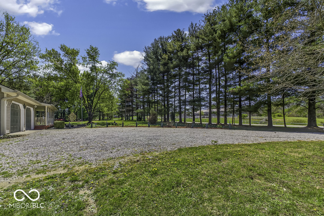 840 Nast Chapel Road Martinsville, IN 46151 - Photo 5 of 56