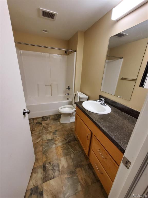 680 Delaware Street, Unit 405 Detroit, MI 48202 - Photo 5 of 16