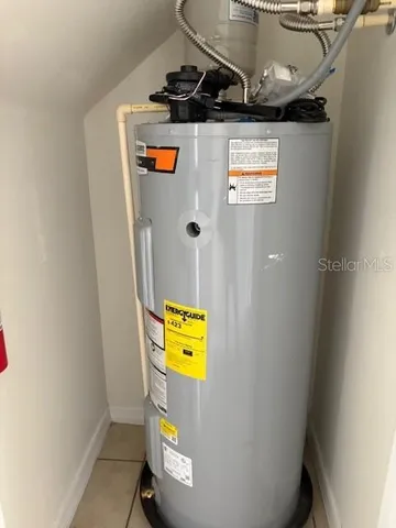 $2,400 | 4670 69th Place North, Pinellas Park, FL 33781