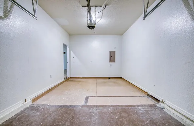 $2,400 | 4670 69th Place North, Pinellas Park, FL 33781