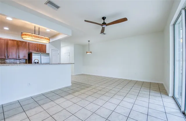 $2,400 | 4670 69th Place North, Pinellas Park, FL 33781