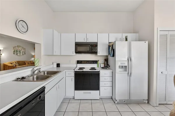 $236,000 | 6126 Sunnyvale Drive, Unit 2303, Orlando, FL 32822