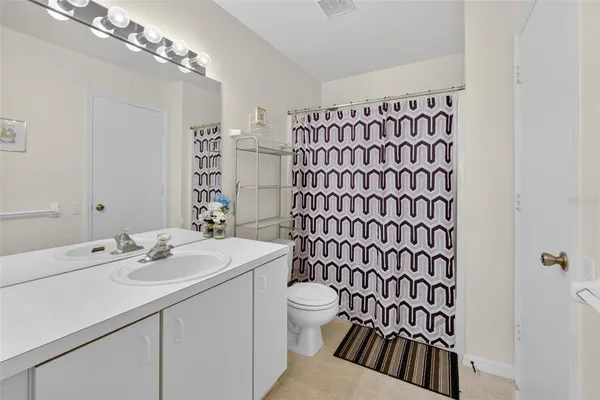 $236,000 | 6126 Sunnyvale Drive, Unit 2303, Orlando, FL 32822