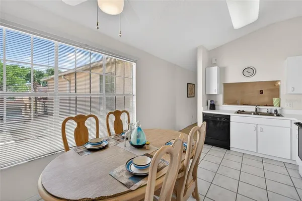 $236,000 | 6126 Sunnyvale Drive, Unit 2303, Orlando, FL 32822