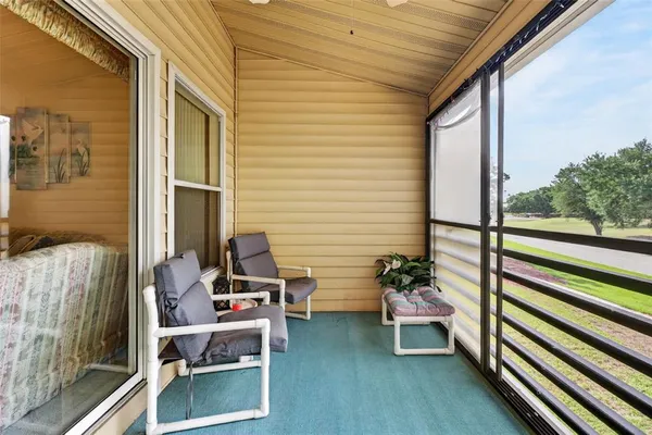 $236,000 | 6126 Sunnyvale Drive, Unit 2303, Orlando, FL 32822