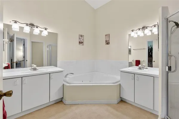 $236,000 | 6126 Sunnyvale Drive, Unit 2303, Orlando, FL 32822