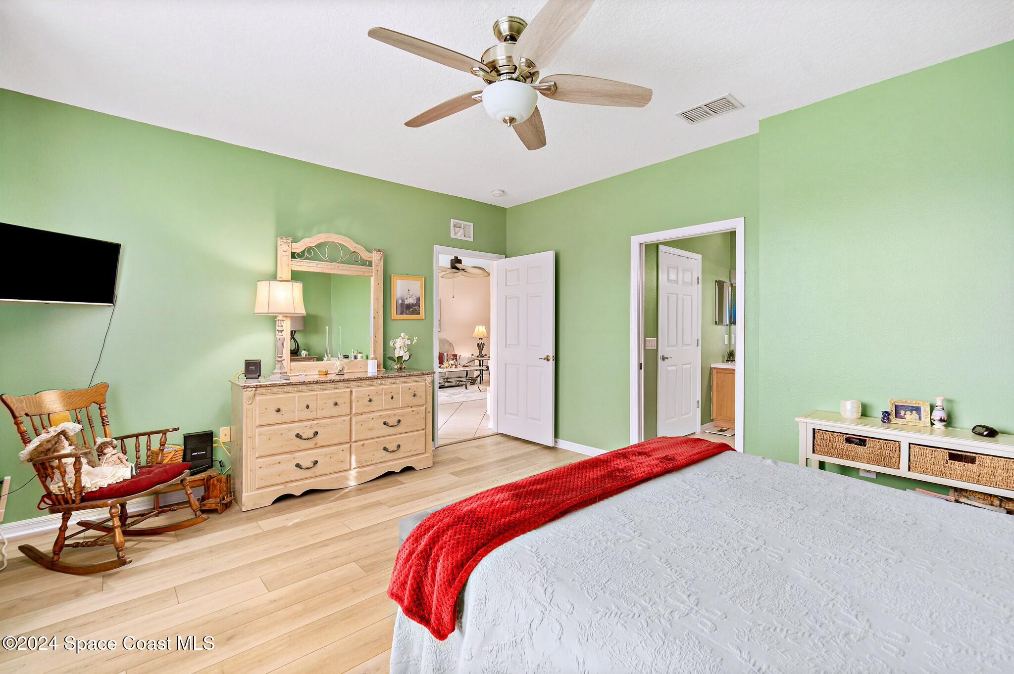 400 Trotter Lane, Unit 102 Melbourne, FL 32940 - Photo 26 of 51 Master Bedroom