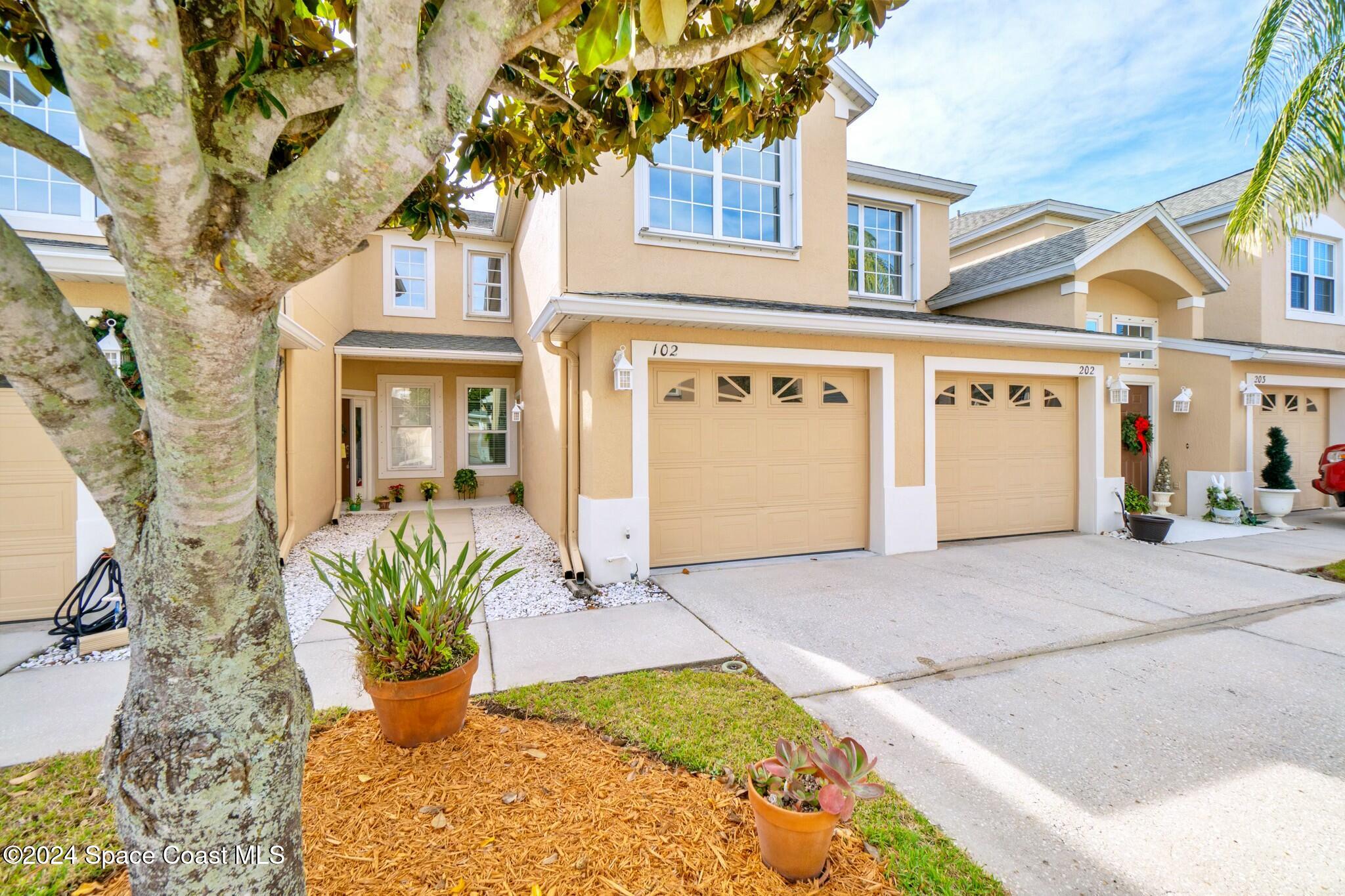 400 Trotter Lane, Unit 102 Melbourne, FL 32940 - Photo 4 of 51 Front View
