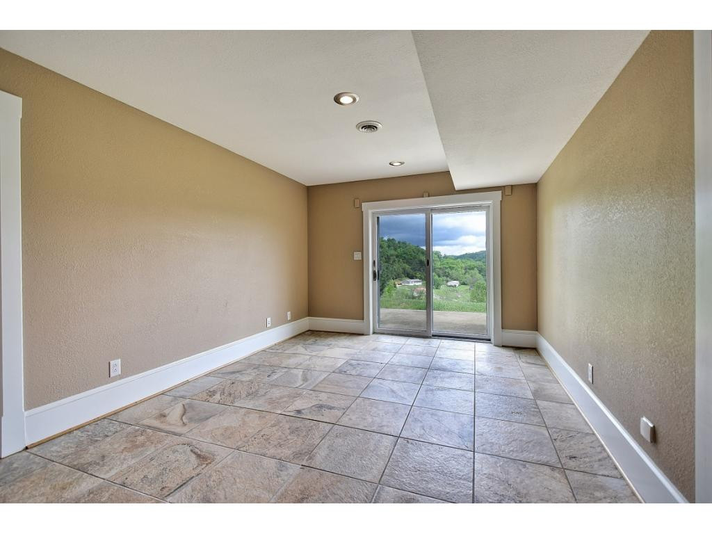 363 Hilton Hill Road Kingsport, TN 37663 - Photo 31 of 36 Photo 31