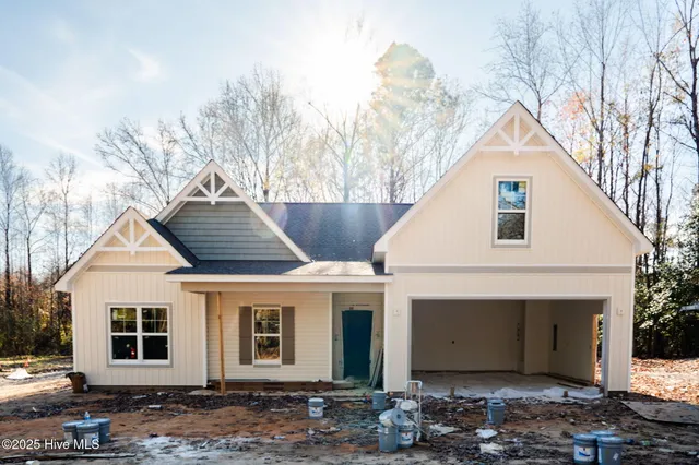 $384,000 | 330 Monroe Road, Cameron, NC 28326