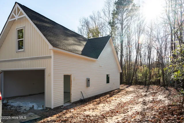 $384,000 | 330 Monroe Road, Cameron, NC 28326