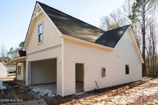 $384,000 | 330 Monroe Road, Cameron, NC 28326