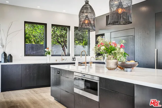 $11,900,000 | 5944 Filaree Heights Road, Malibu, CA 90265