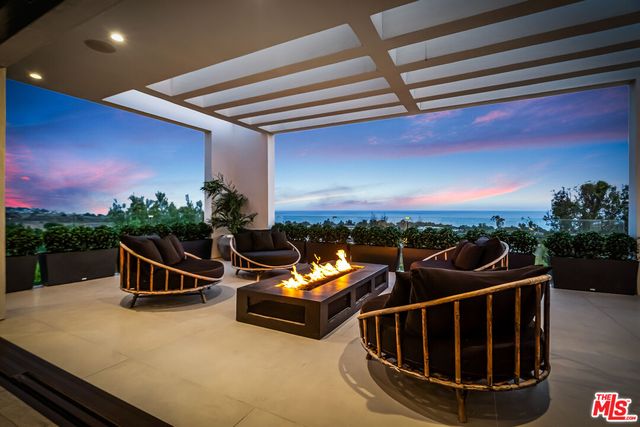 $11,900,000 | 5944 Filaree Heights Road, Malibu, CA 90265