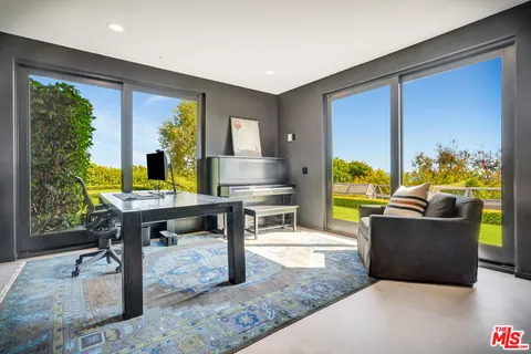 $11,900,000 | 5944 Filaree Heights Road, Malibu, CA 90265