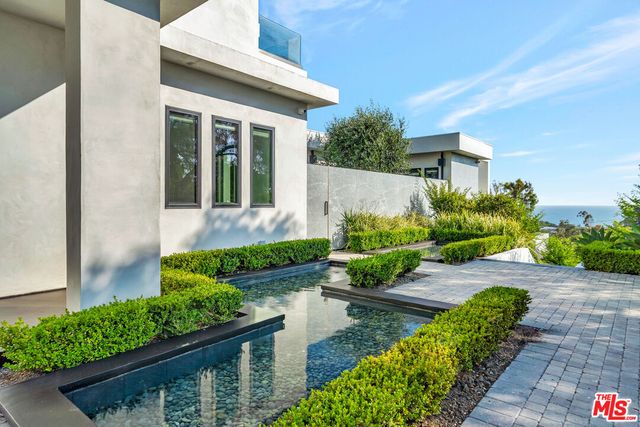 $11,900,000 | 5944 Filaree Heights Road, Malibu, CA 90265