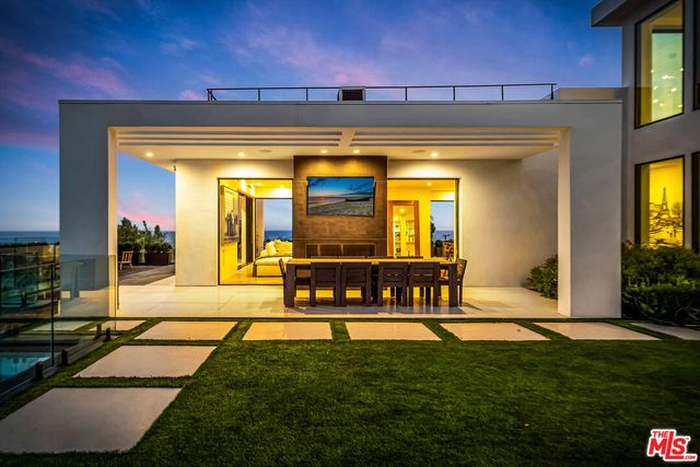 $11,900,000 | 5944 Filaree Heights Road, Malibu, CA 90265