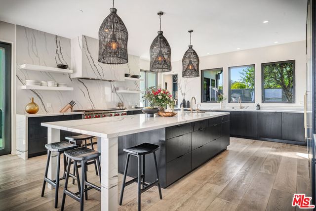 $11,900,000 | 5944 Filaree Heights Road, Malibu, CA 90265