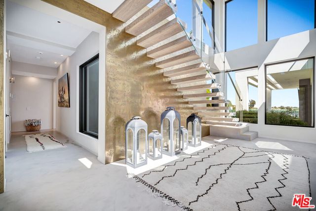 $11,900,000 | 5944 Filaree Heights Road, Malibu, CA 90265