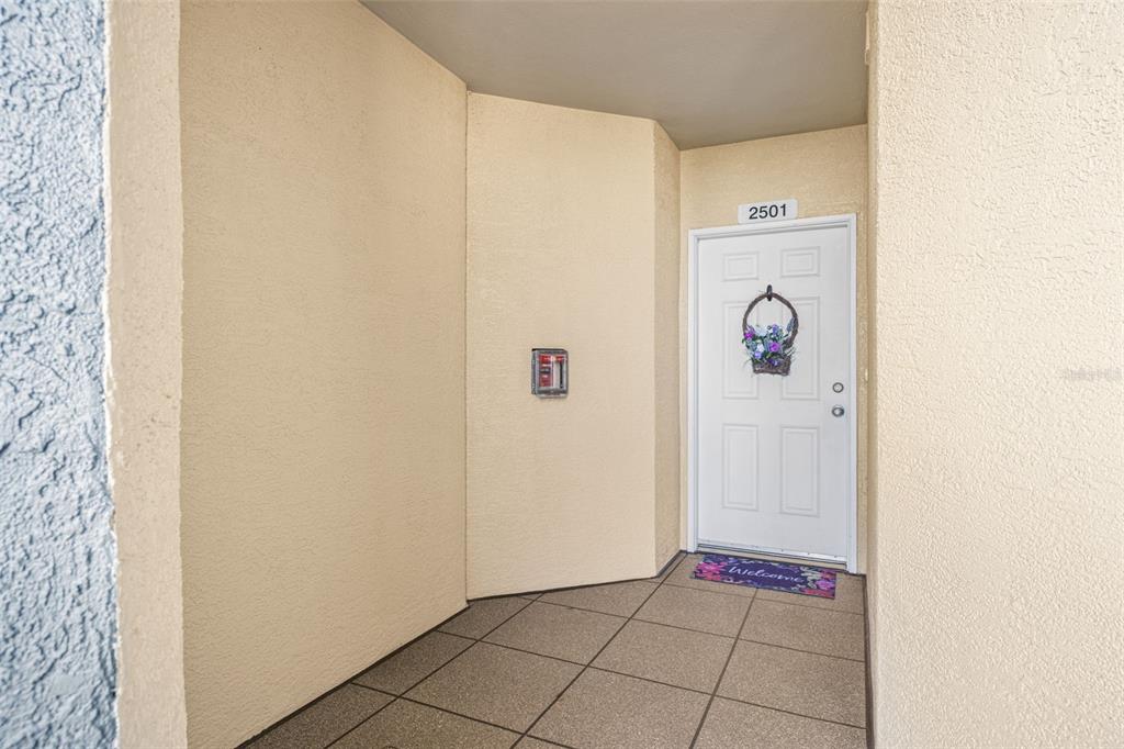 960 Starkey Road, Unit 2501 Largo, FL 33771 - Photo 2 of 37 Gallery Image 2