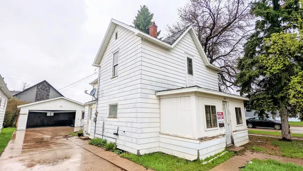 $25,000 | 800 Burke Avenue, Harvey, ND 58341