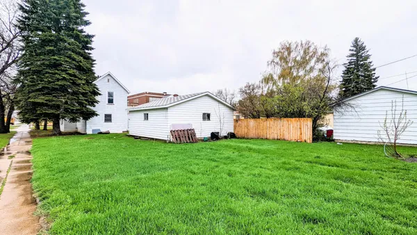 $25,000 | 800 Burke Avenue, Harvey, ND 58341