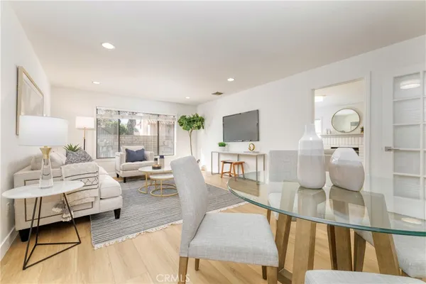 $840,000 | 21602 Bedford Way, Saugus, CA 91350