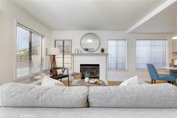 $840,000 | 21602 Bedford Way, Saugus, CA 91350