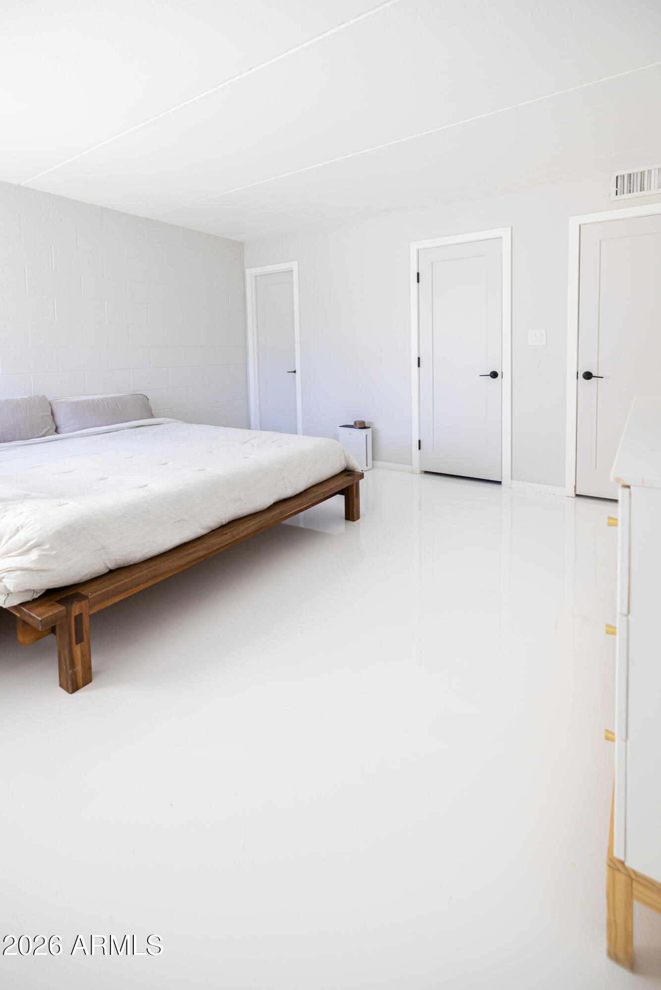 4201 East Camelback Road, Unit 91 Phoenix, AZ 85018 - Photo 9 of 23 Primary bedroom angle 2