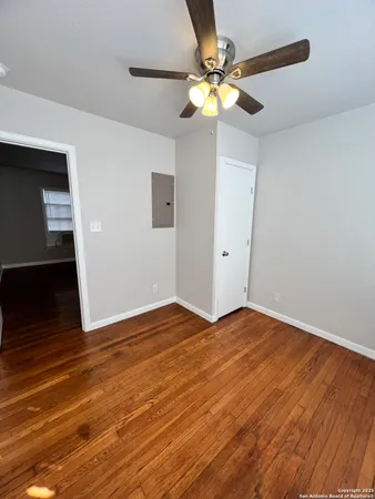 $925 | 734 Donaldson Avenue, Unit B, San Antonio, TX 78201