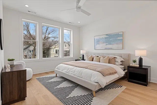 $1,750,000 | 1964 West Farragut Avenue, Chicago, IL 60625