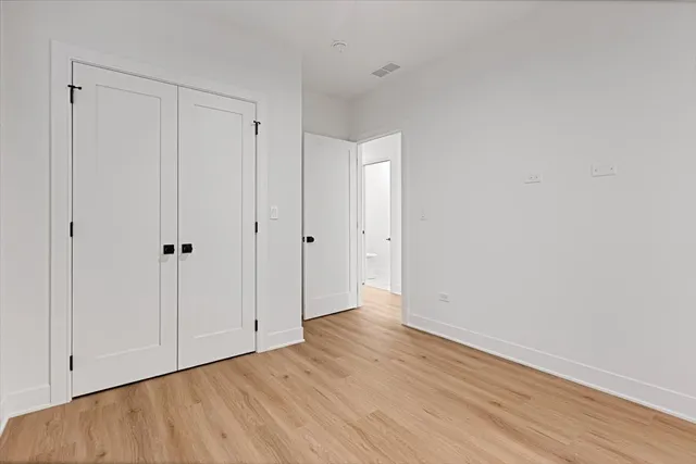 $1,750,000 | 1964 West Farragut Avenue, Chicago, IL 60625