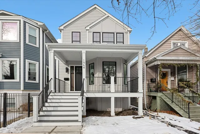 $1,750,000 | 1964 West Farragut Avenue, Chicago, IL 60625
