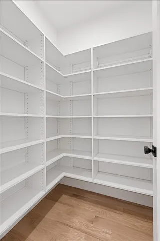 $1,750,000 | 1964 West Farragut Avenue, Chicago, IL 60625