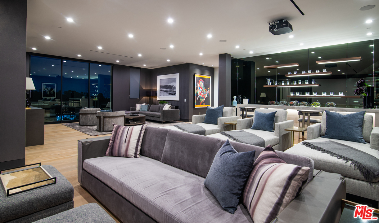 1840 Mango Way Los Angeles, CA 90049 - Photo 23 of 29