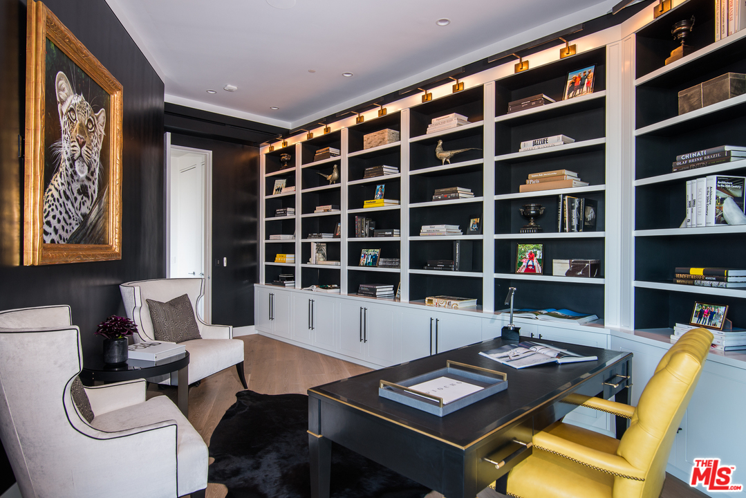 1840 Mango Way Los Angeles, CA 90049 - Photo 10 of 29